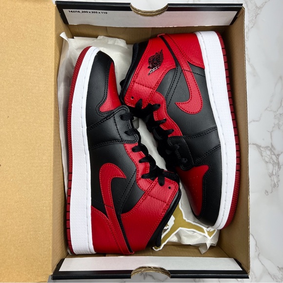 Nike Air Jordan 1 Mid